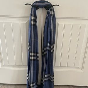 Burberry scarf